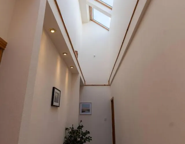 An Teach Ban - Tatil Evi Dingle